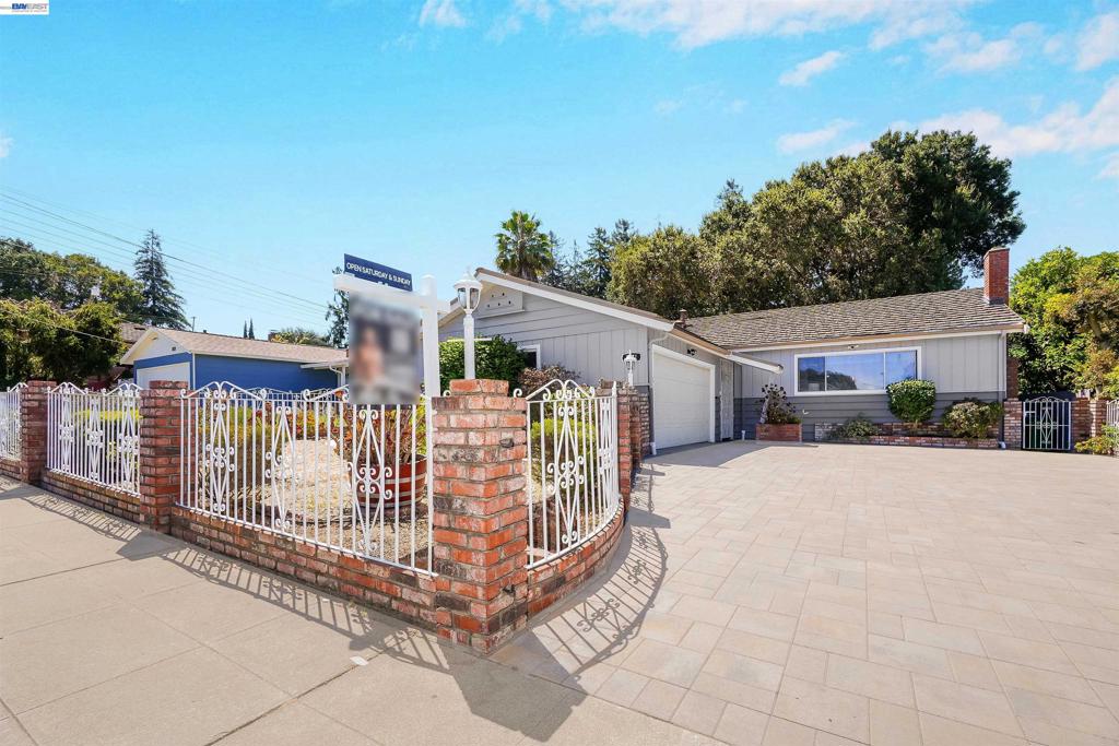 1771 Germaine Ct Property Photo 9
