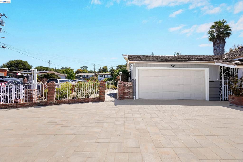 1771 Germaine Ct Property Photo 10