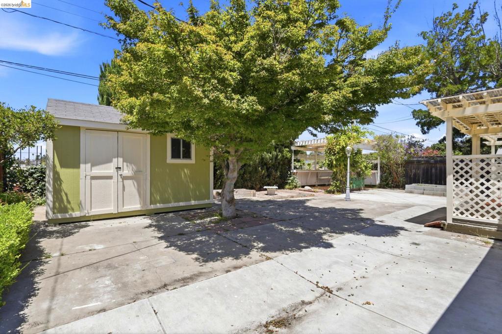4345 Burney Way Property Photo 25