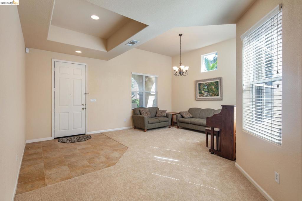 1914 Mount Stakes Property Photo 6