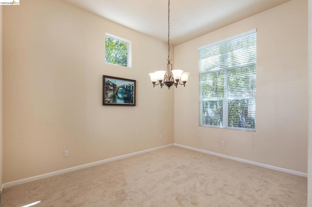1914 Mount Stakes Property Photo 8