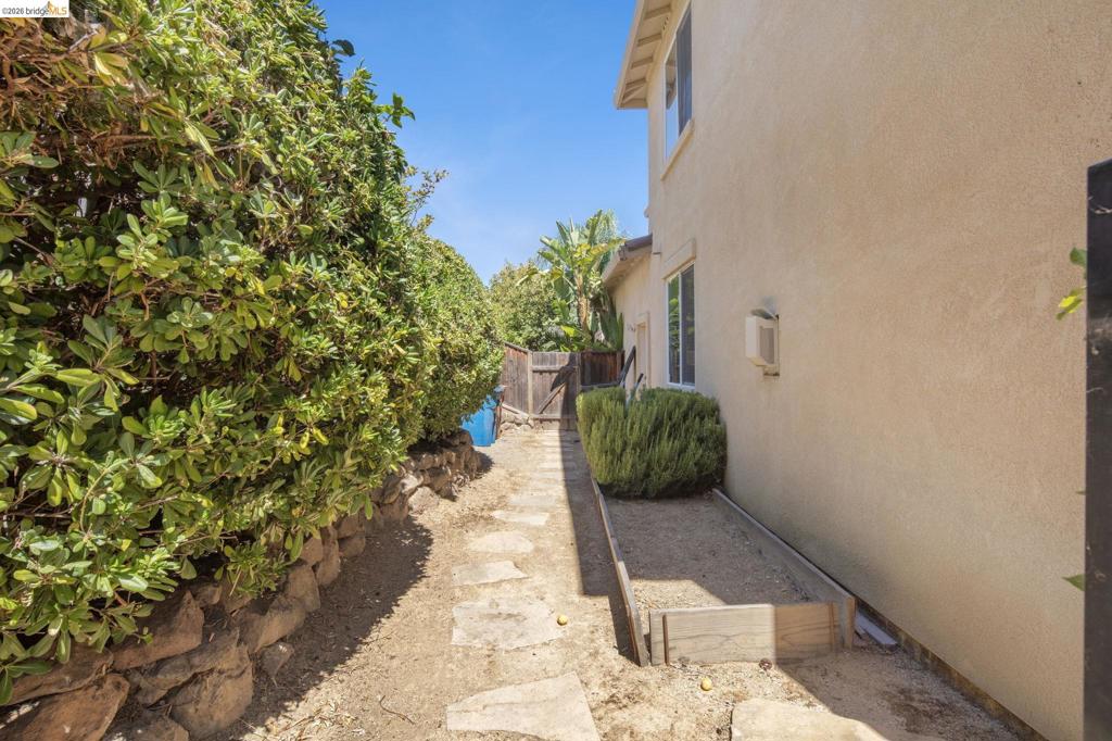 1914 Mount Stakes Property Photo 39