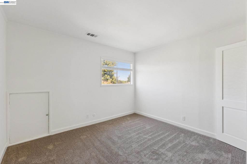 3851 Vineyard Ave Property Photo 18