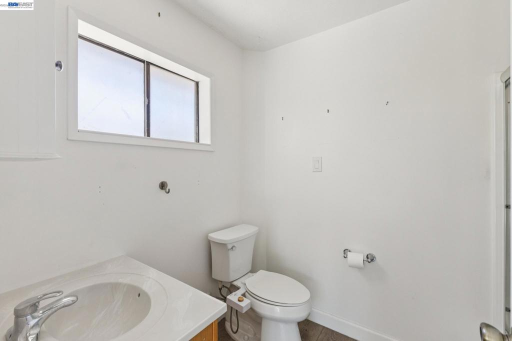 3851 Vineyard Ave Property Photo 35