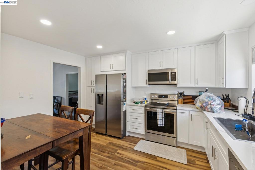 3851 Vineyard Ave Property Photo 46