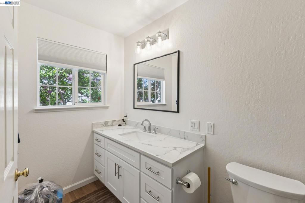 3851 Vineyard Ave Property Photo 54