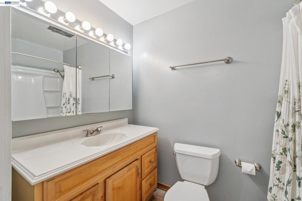 2133 Donald Dr 18 Property Photo 32