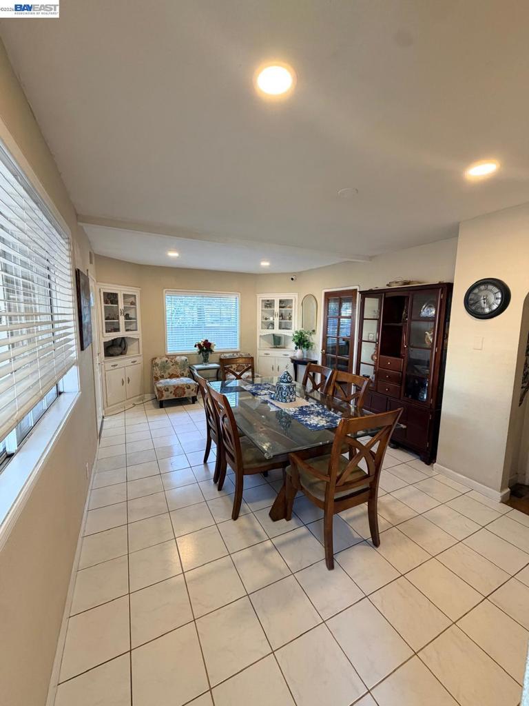 34618 Fremont Blvd Property Photo 15