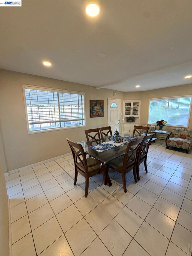 34618 Fremont Blvd Property Photo 18