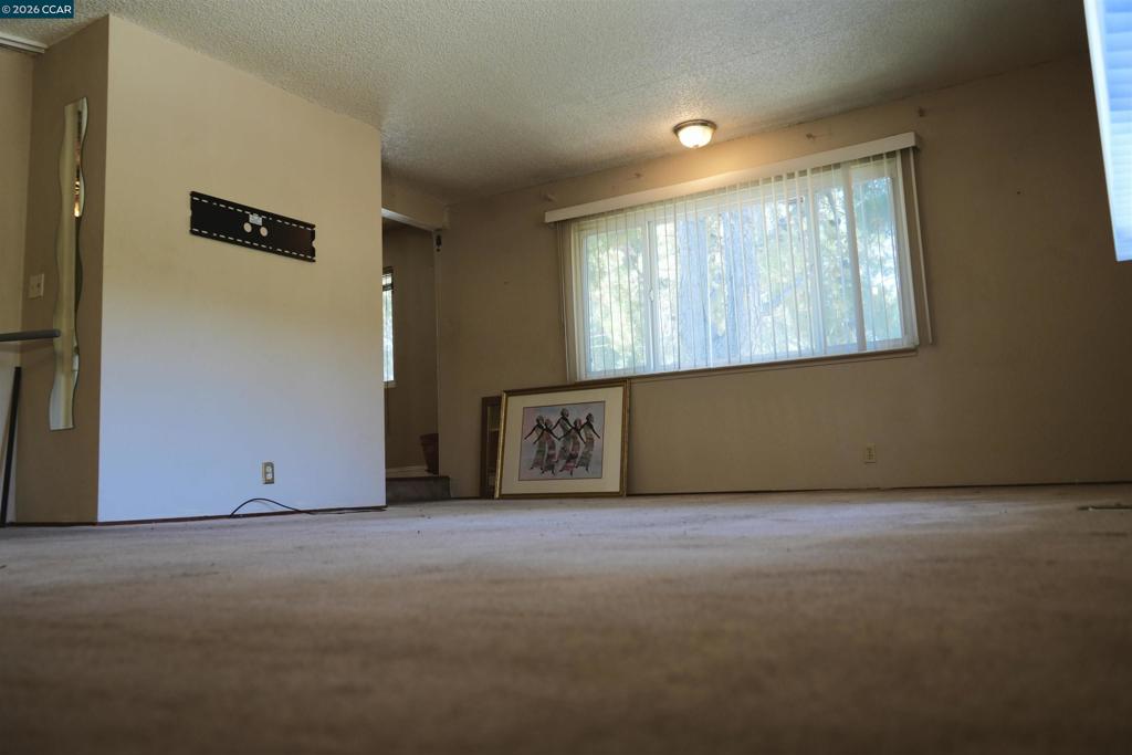 3700 Lundholm Ave Property Photo 8