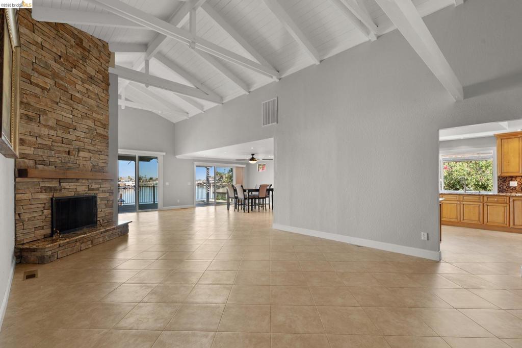 1056 Discovery Bay Blvd Property Photo 6