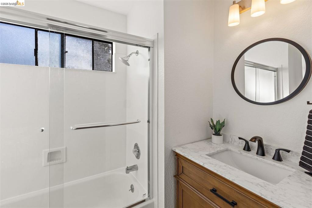 3687 Maple Ave 9 Property Photo 19
