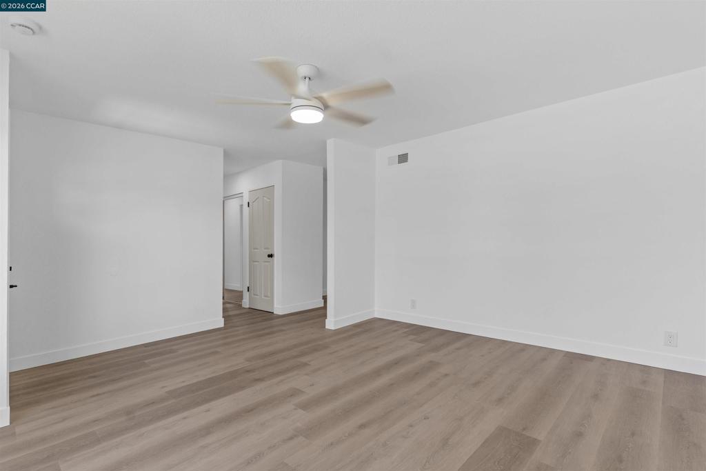 12 Merrimac Pl Property Photo 9