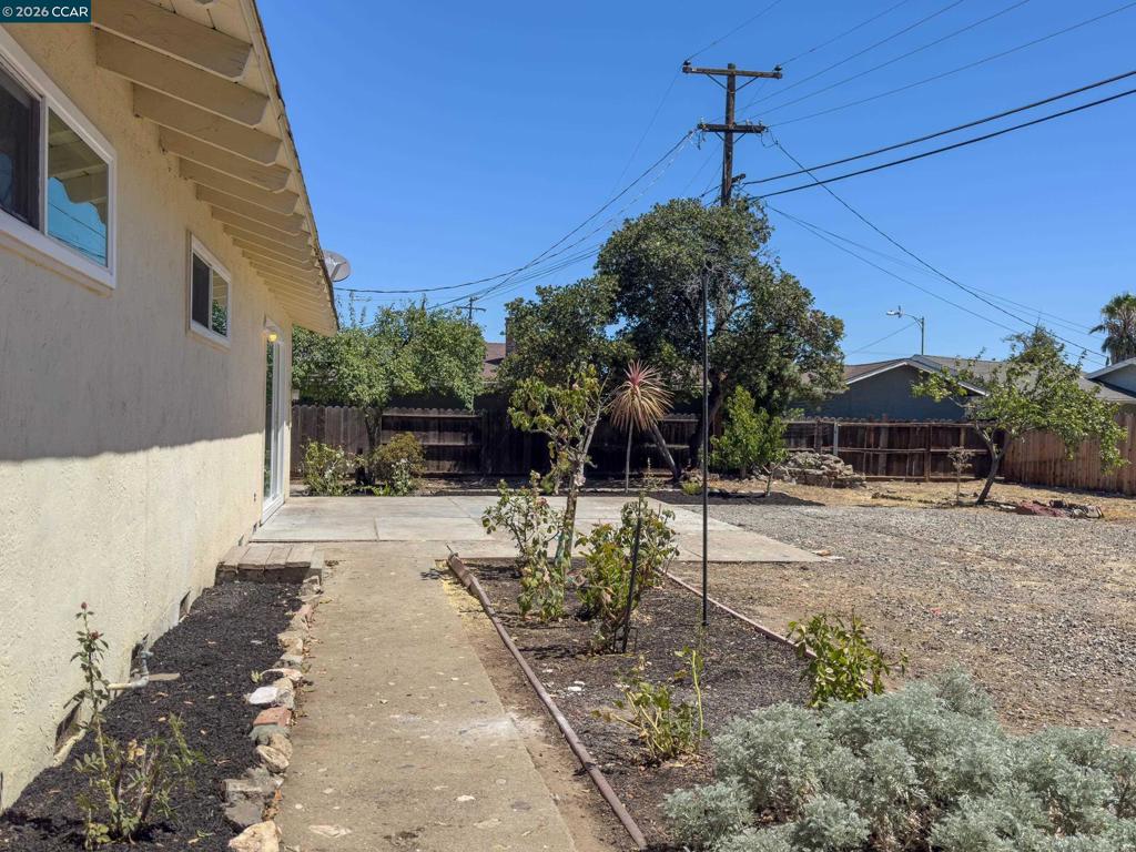 2009 Kendree St Property Photo 35