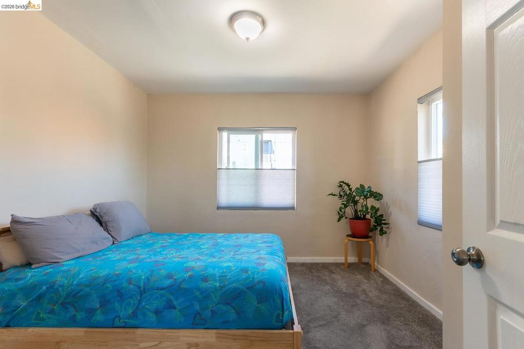2549 Monticello Av Property Photo 11