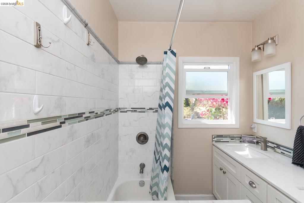 2549 Monticello Av Property Photo 19