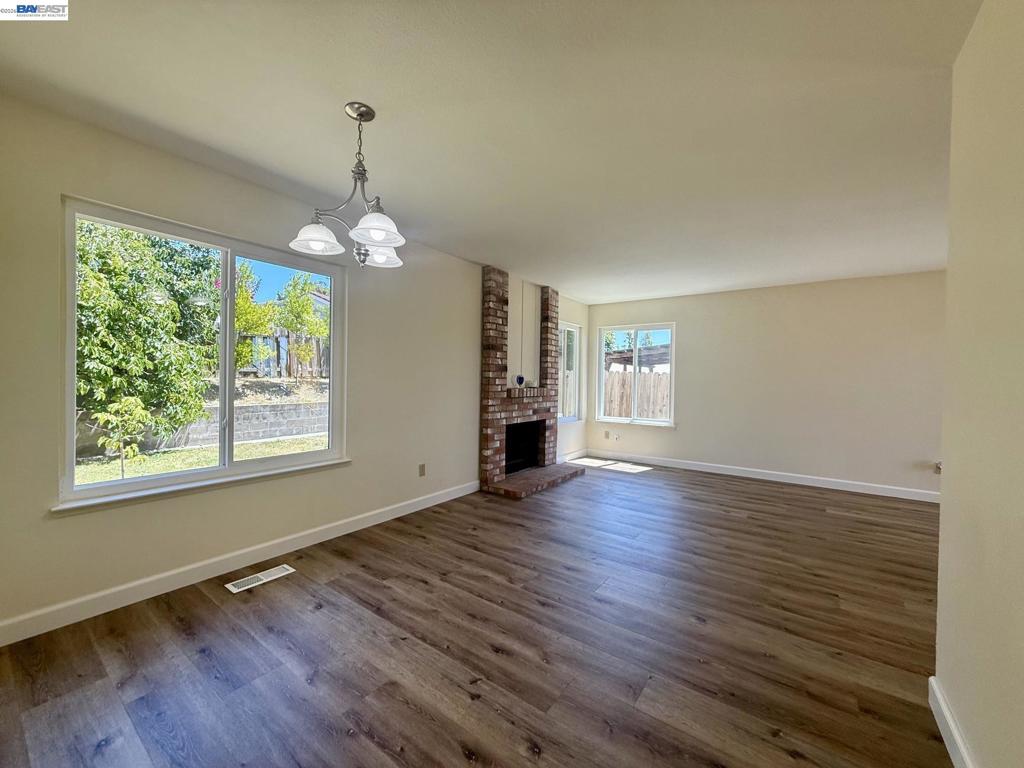 3146 14th St Property Photo 12