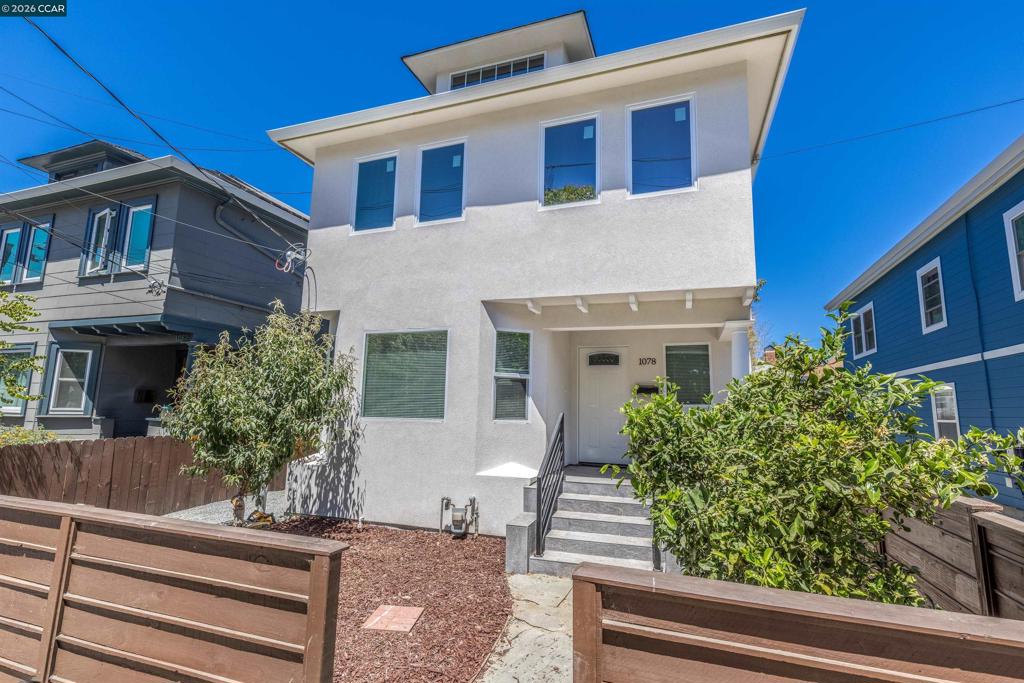 1078 55Th St Property Photo 1