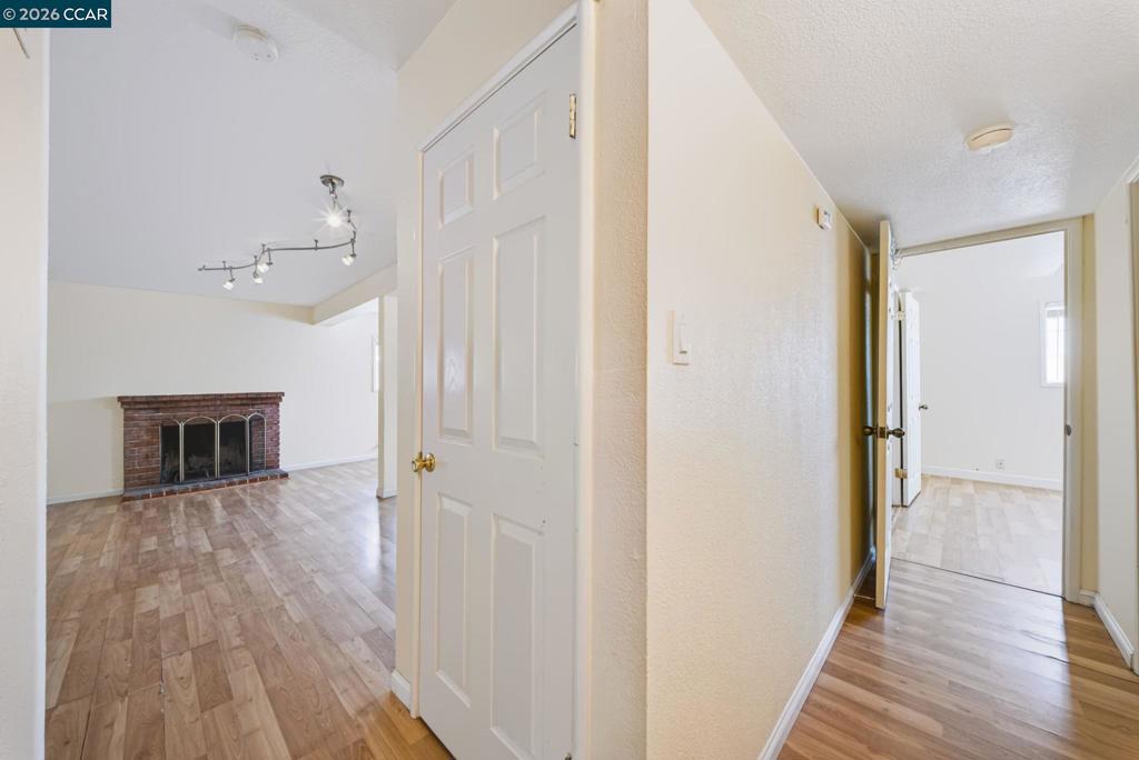 4600 Sandmound Property Photo 7
