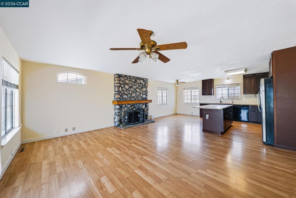 4600 Sandmound Property Photo 15