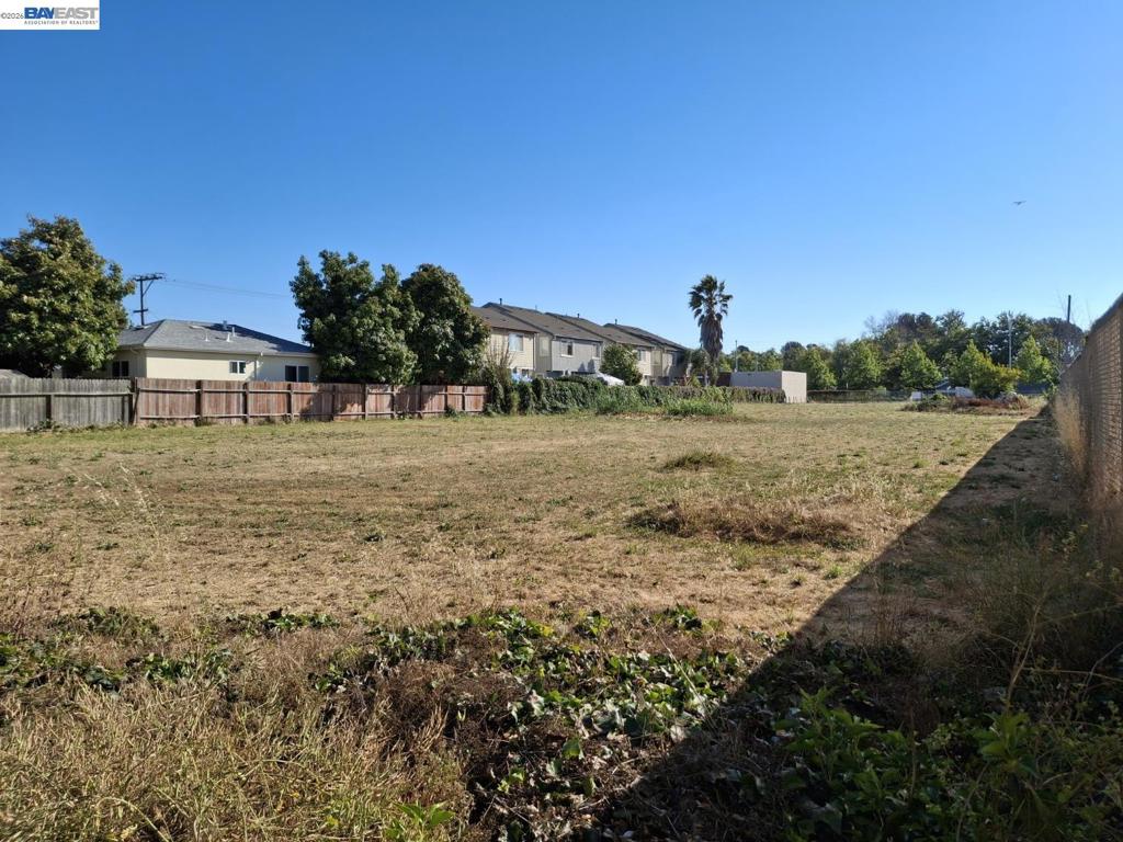 19390 Hesperian Blvd Property Photo 8