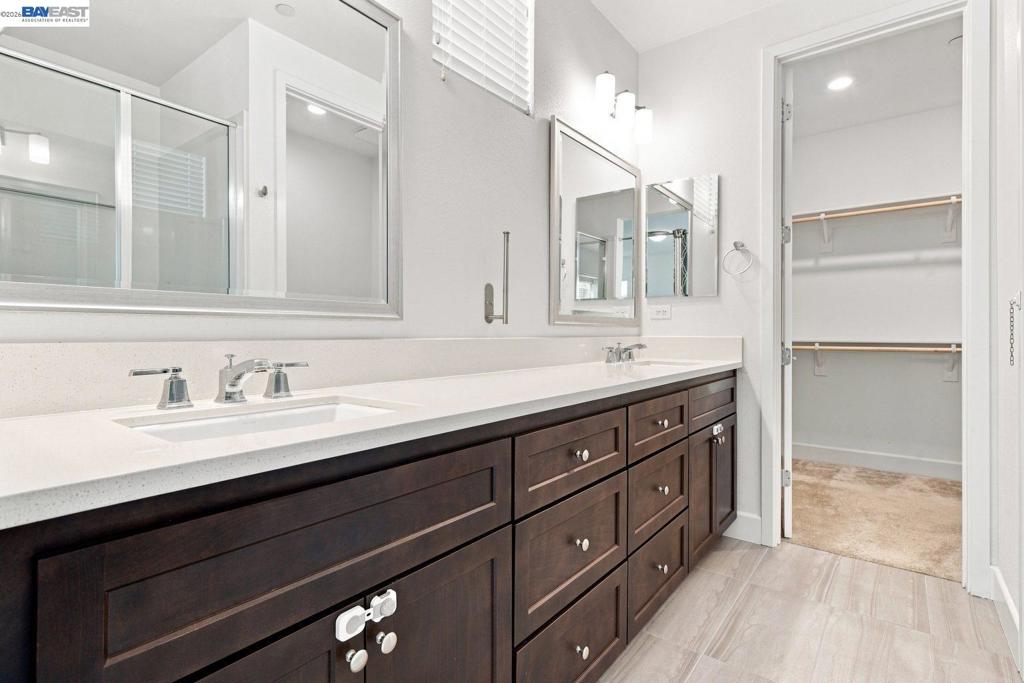 33 W Roccolino Ln Property Photo 42