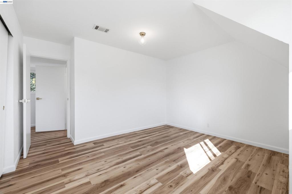 1859 Lynwood Dr Property Photo 14