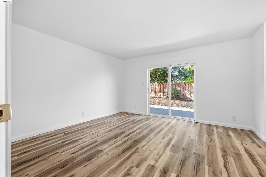 1859 Lynwood Dr Property Photo 18