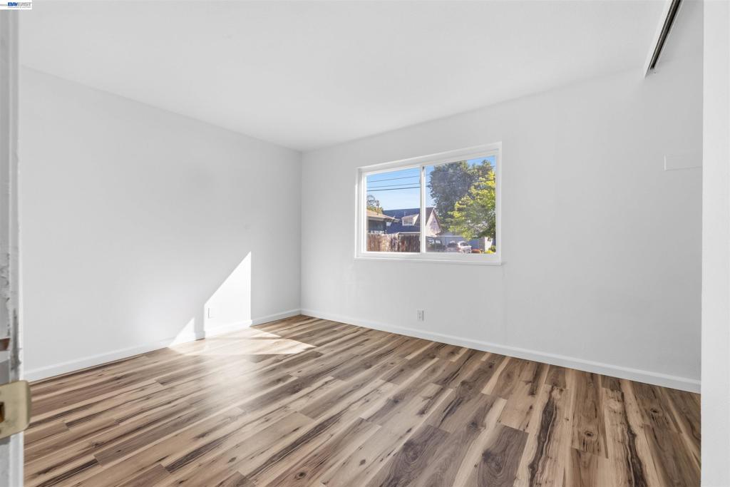 1859 Lynwood Dr Property Photo 22