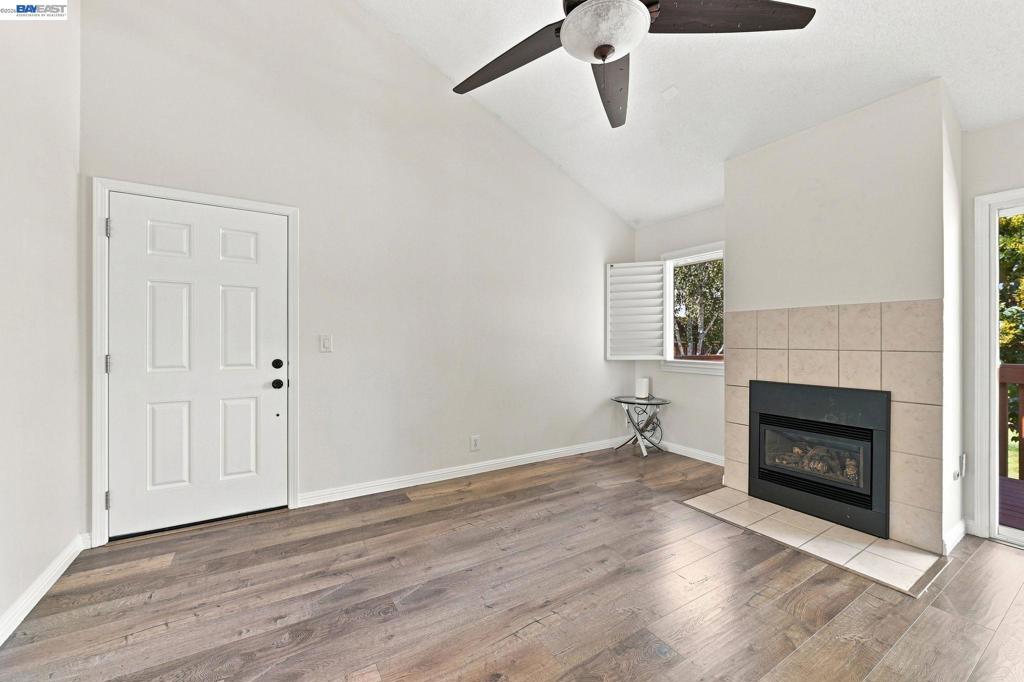 3419 Pennsylvania Cmn Property Photo 6