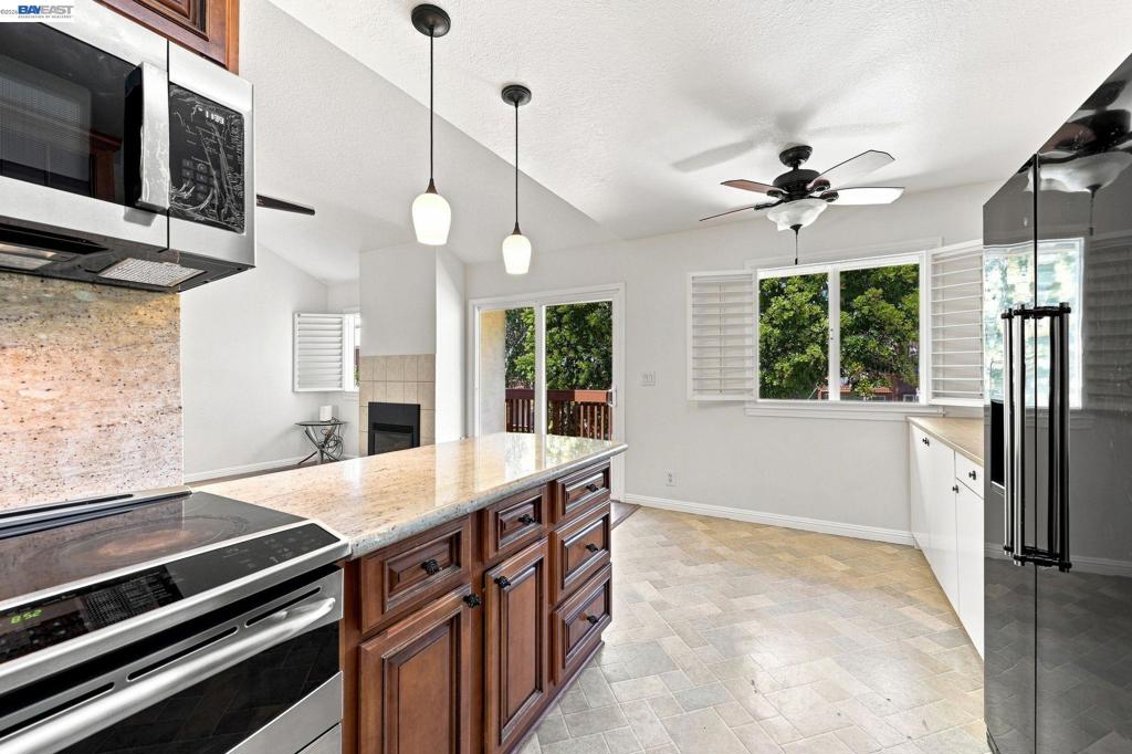 3419 Pennsylvania Cmn Property Photo 11