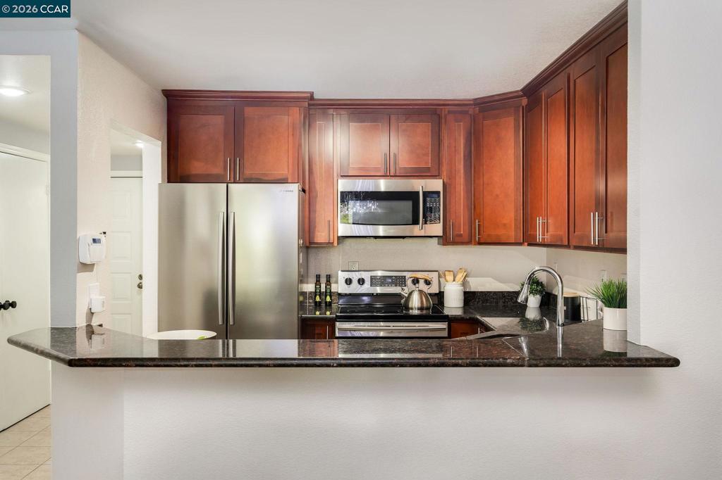 1722 S Villa Way Property Photo 5