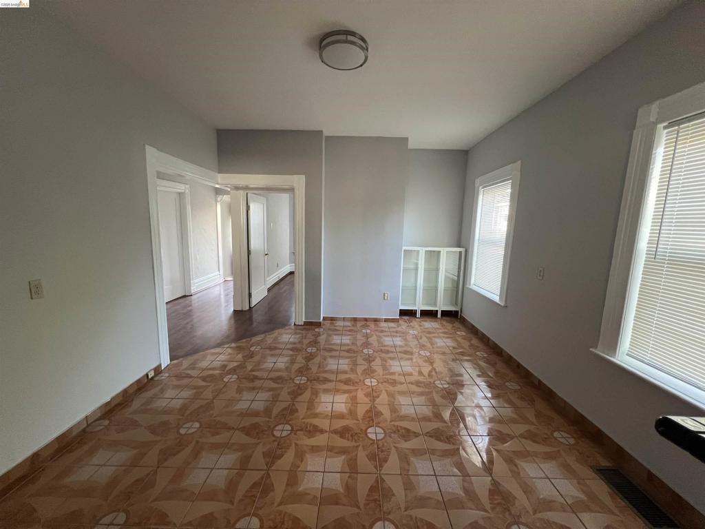 1251 63rd Property Photo 7