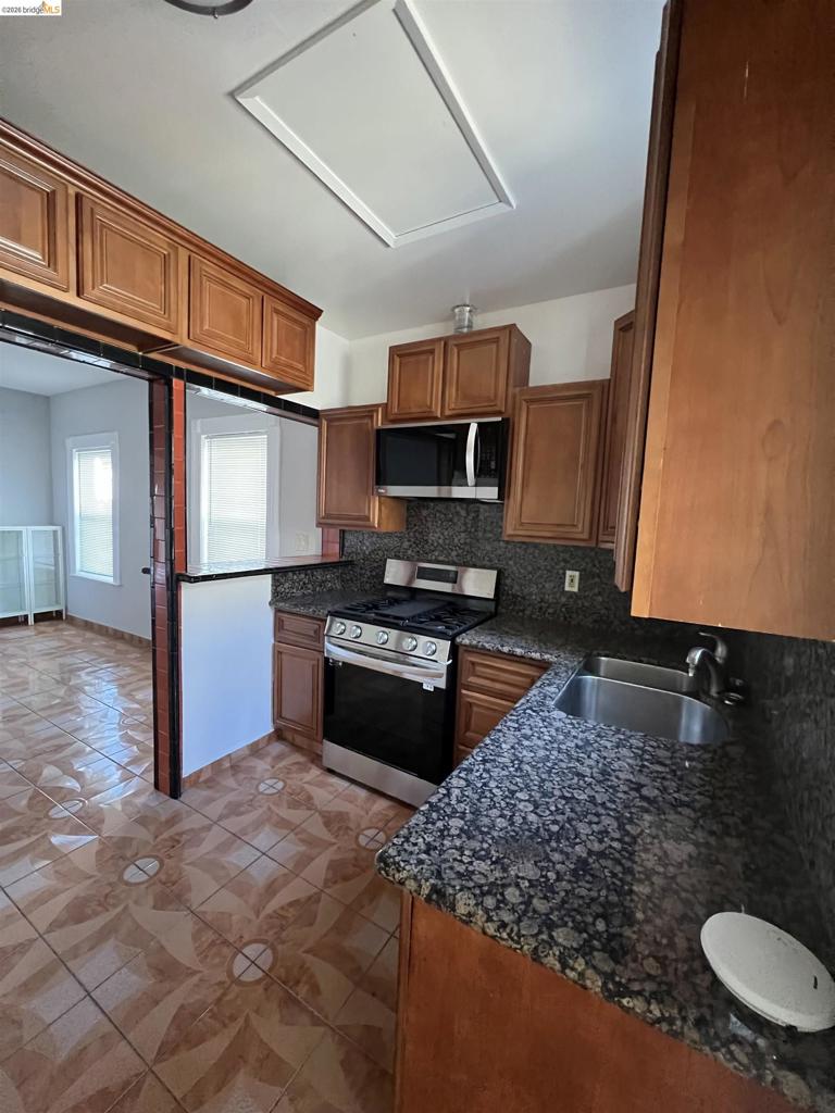 1251 63rd Property Photo 8