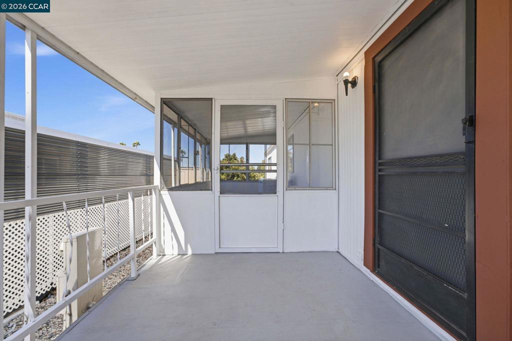 16401 San Pablo Ave Property Photo 7