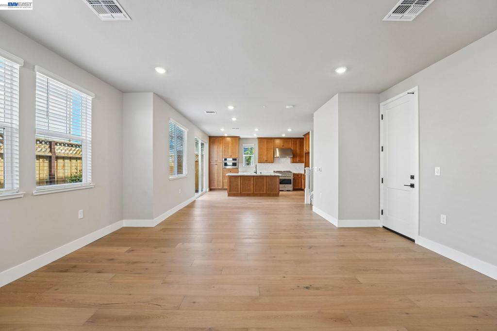796 Abigail Property Photo 15