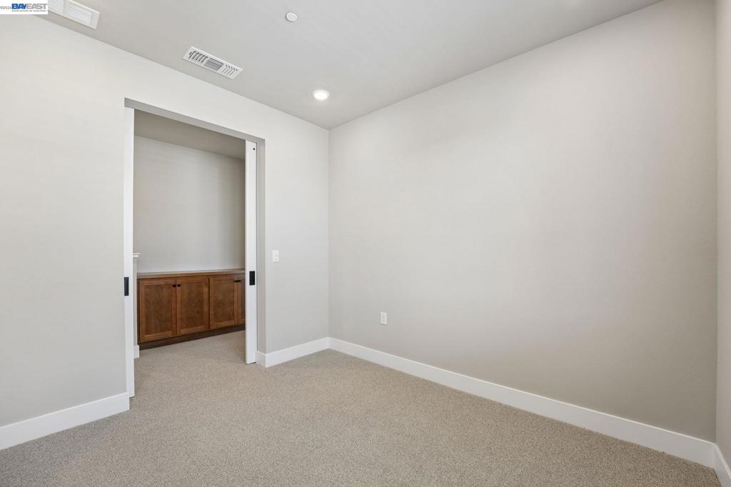 796 Abigail Property Photo 16