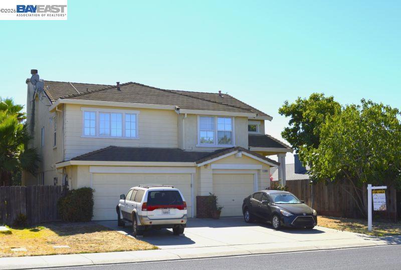 13900 Pinecrest St Property Photo 3