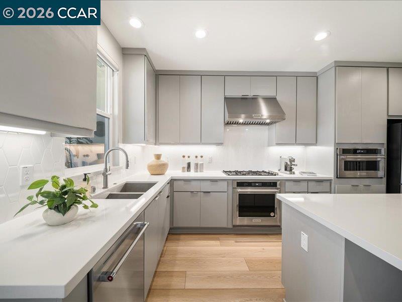 1200 Lorenzini Loop Property Photo 7