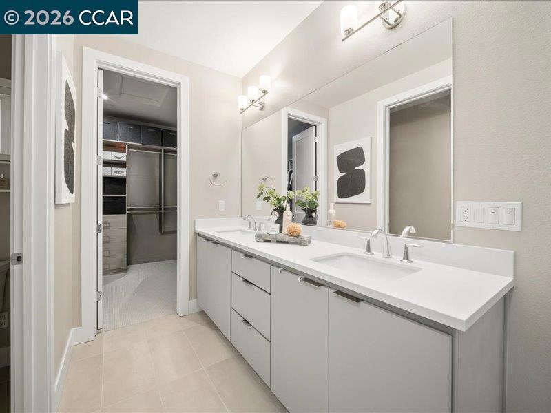1200 Lorenzini Loop Property Photo 12