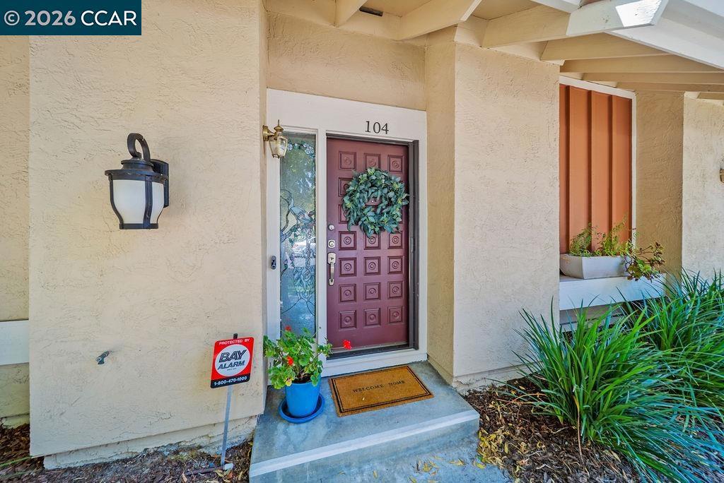 104 Candelero Pl Property Photo 3