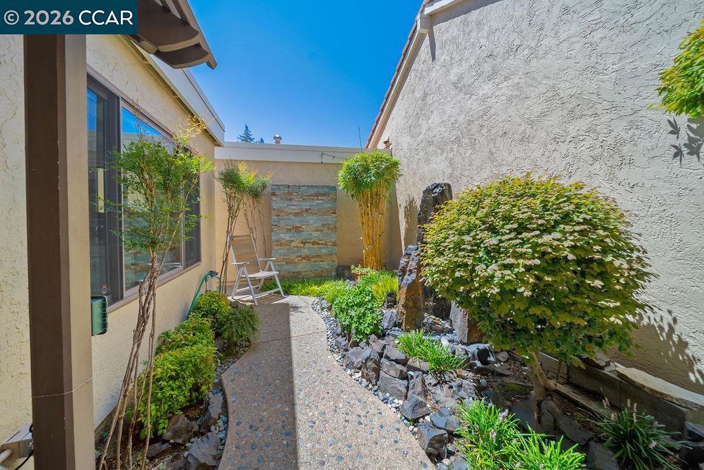 104 Candelero Pl Property Photo 31