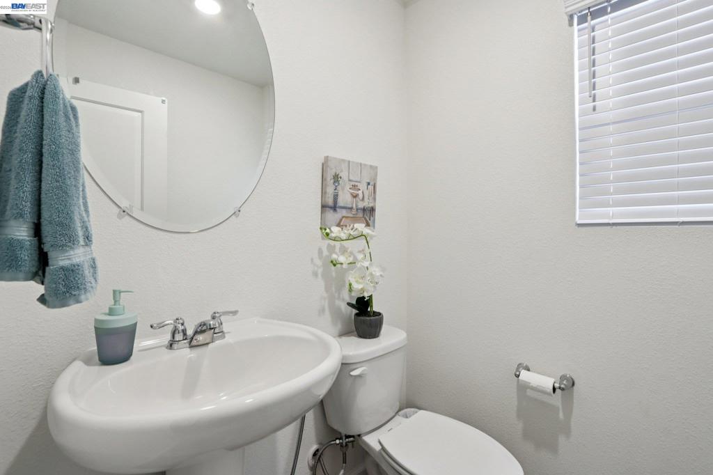 1449 Dorona Ln Property Photo 27