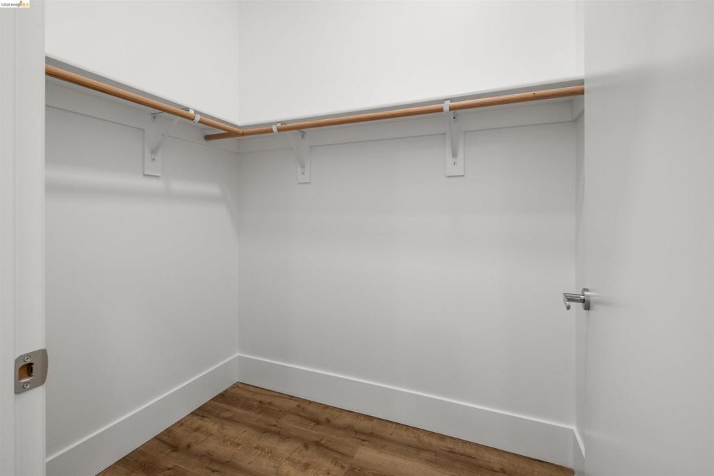 1545 32nd Street 101 Property Photo 14