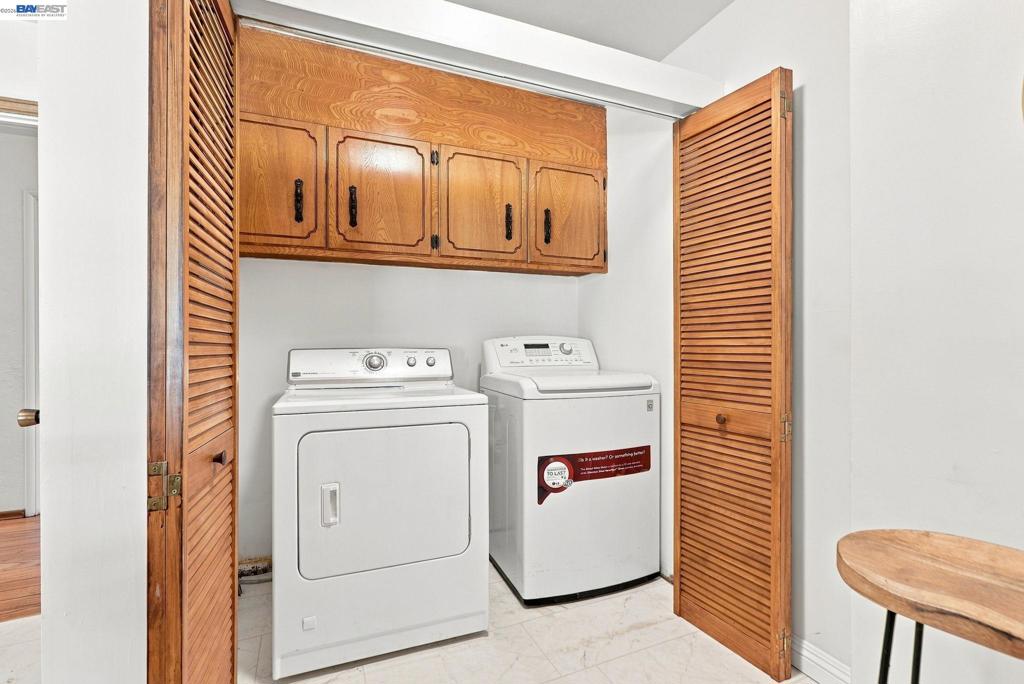 5760 Leona St Property Photo 12