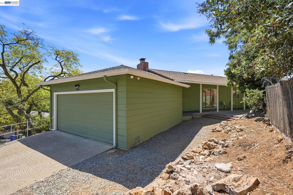 5760 Leona St Property Photo 39