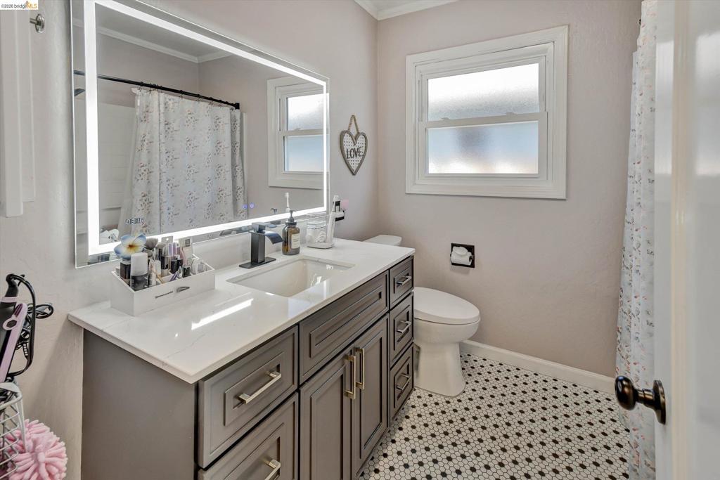 1411 C St Property Photo 15