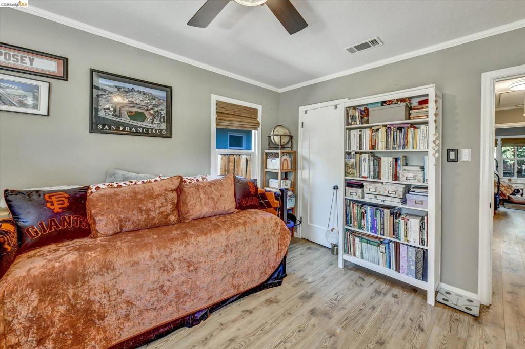 1411 C St Property Photo 17