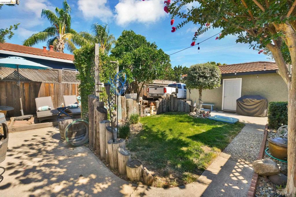 1411 C St Property Photo 21