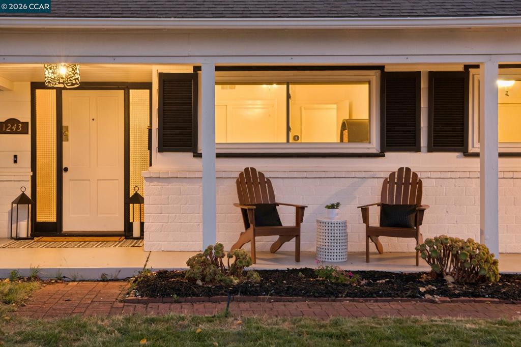 1243 Davis Ave. Property Photo 5